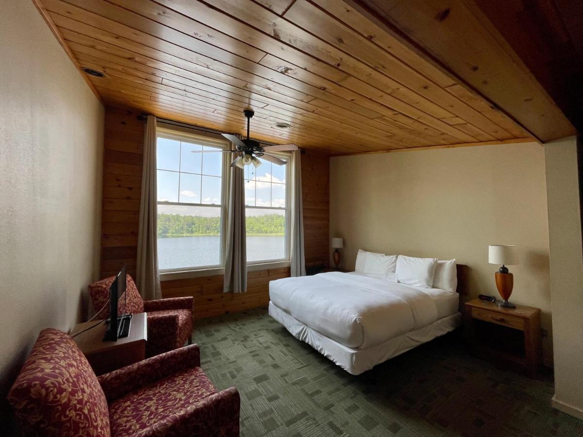 Hanging Horn Lakeside Resort Moose Lake Luaran gambar